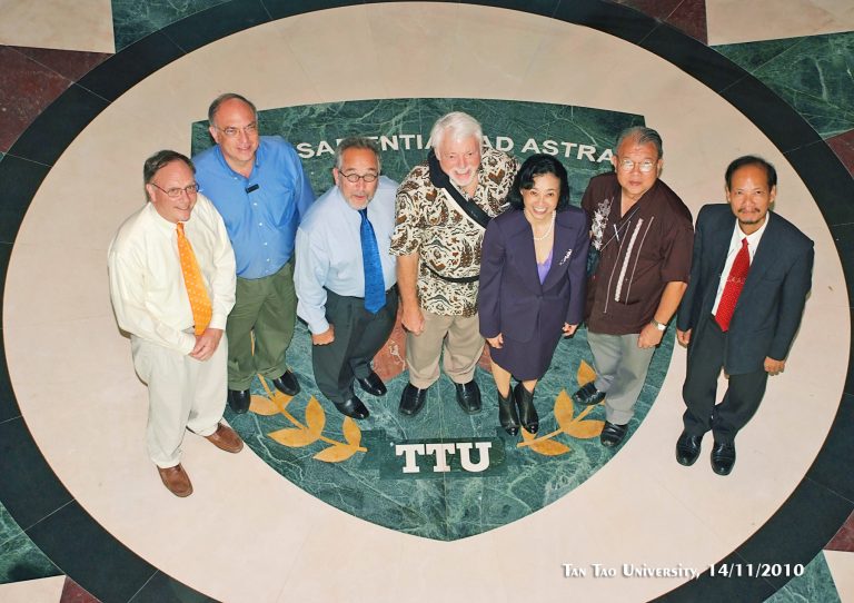 Honoring The Contribution Of The Founders Of Tan Tao University