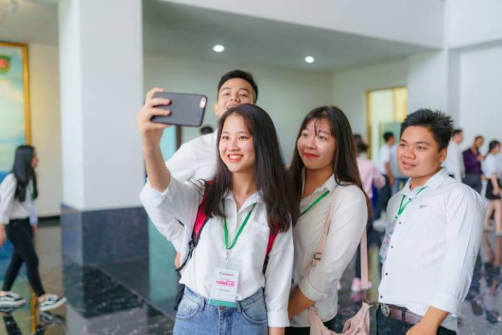 Chắp cánh những ước mơ xanh cùng “Hành trình định hướng tương lai”