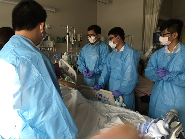 Vietnamese medical students achieve success at Tan Tao University