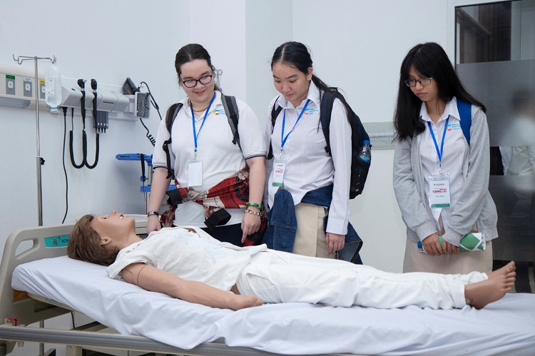 Tan University Applies Additional Results Of Competency Assessment Of The National University Of Ho Chi Minh City For Admission To The Healthcare Sector