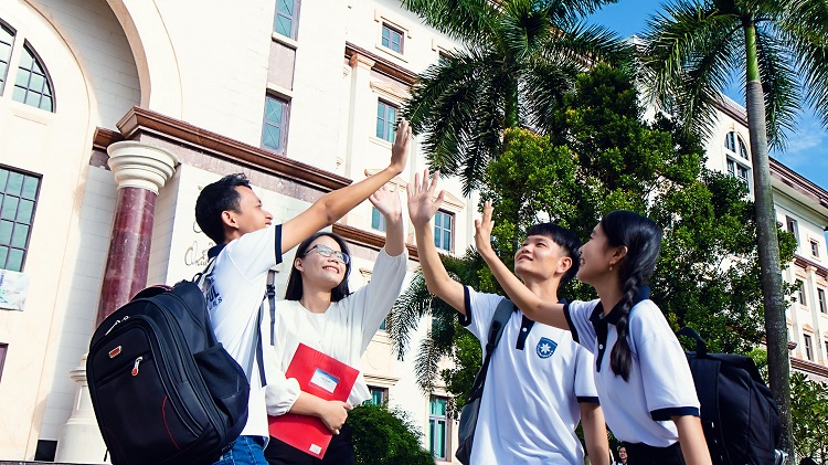 [TTU NEWS] Tan Tao University support the students in the Covid-19 epidemic