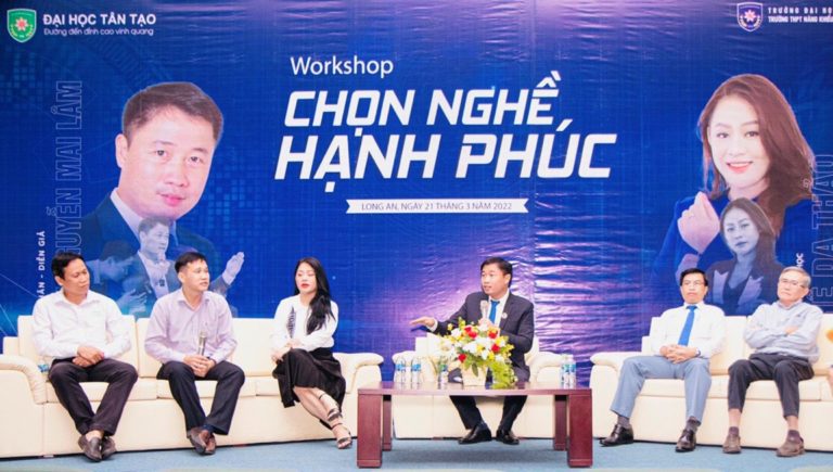 The Series of Workshop “Choosing a Happy Career” – The Key to Conquer the Threshold’s University with TTU