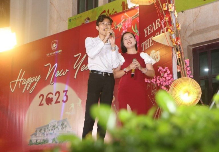 TAN TAO UNIVERSITY WELCOMES LUNAR NEW YEAR