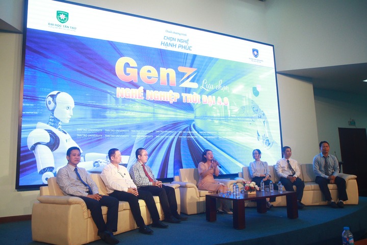 “Chọn nghề hạnh phúc: Gen Z lựa chọn nghề nghiệp thời đại 4.0” – Trường THPT Năng khiếu Đại học Tân Tạo