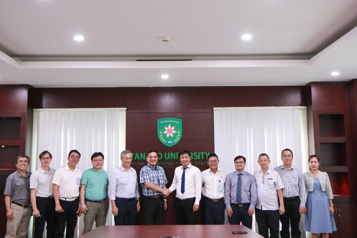 Đại học Y Đài Bắc và Đại học Tân Tạo: Thảo luận hợp tác trong nghiên cứu Y khoa