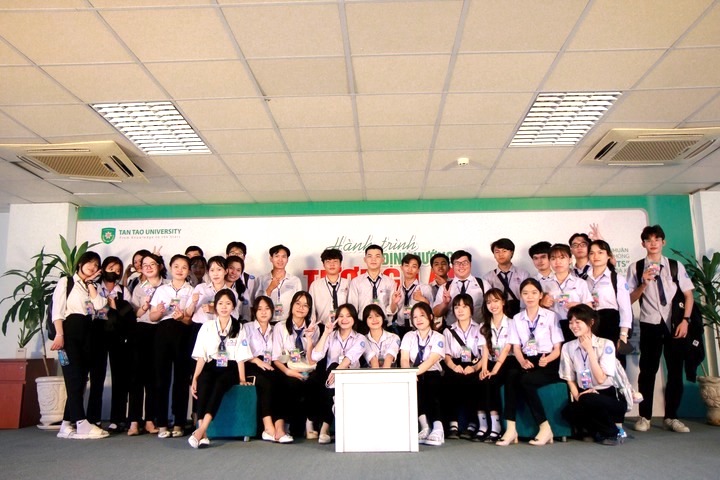 Trải nghiệm thú vị của học sinh THPT Võ Văn Tần trong chương trình Open House 