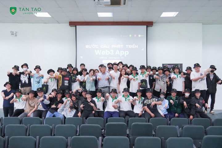 TTU Students Explore Blockchain Potential at the Workshop “Introduction to Web3 App Development”