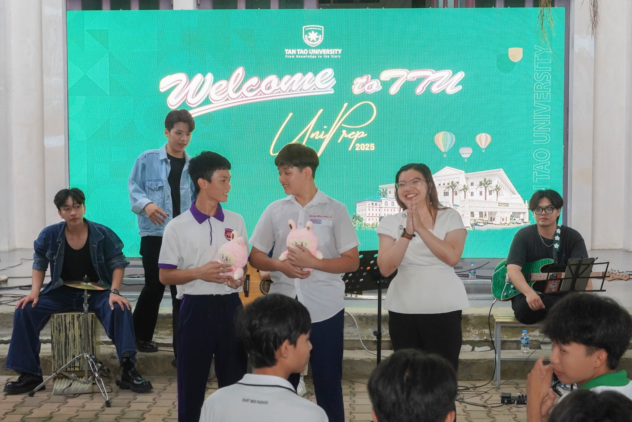 ttu uniprep 2025 hanh trinh san sang hanh trang vao dai hoc tai dai hoc tan tao 2