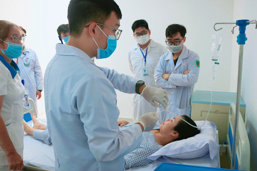 Students conducting patient rounds and health inquiries during their initial internship days.